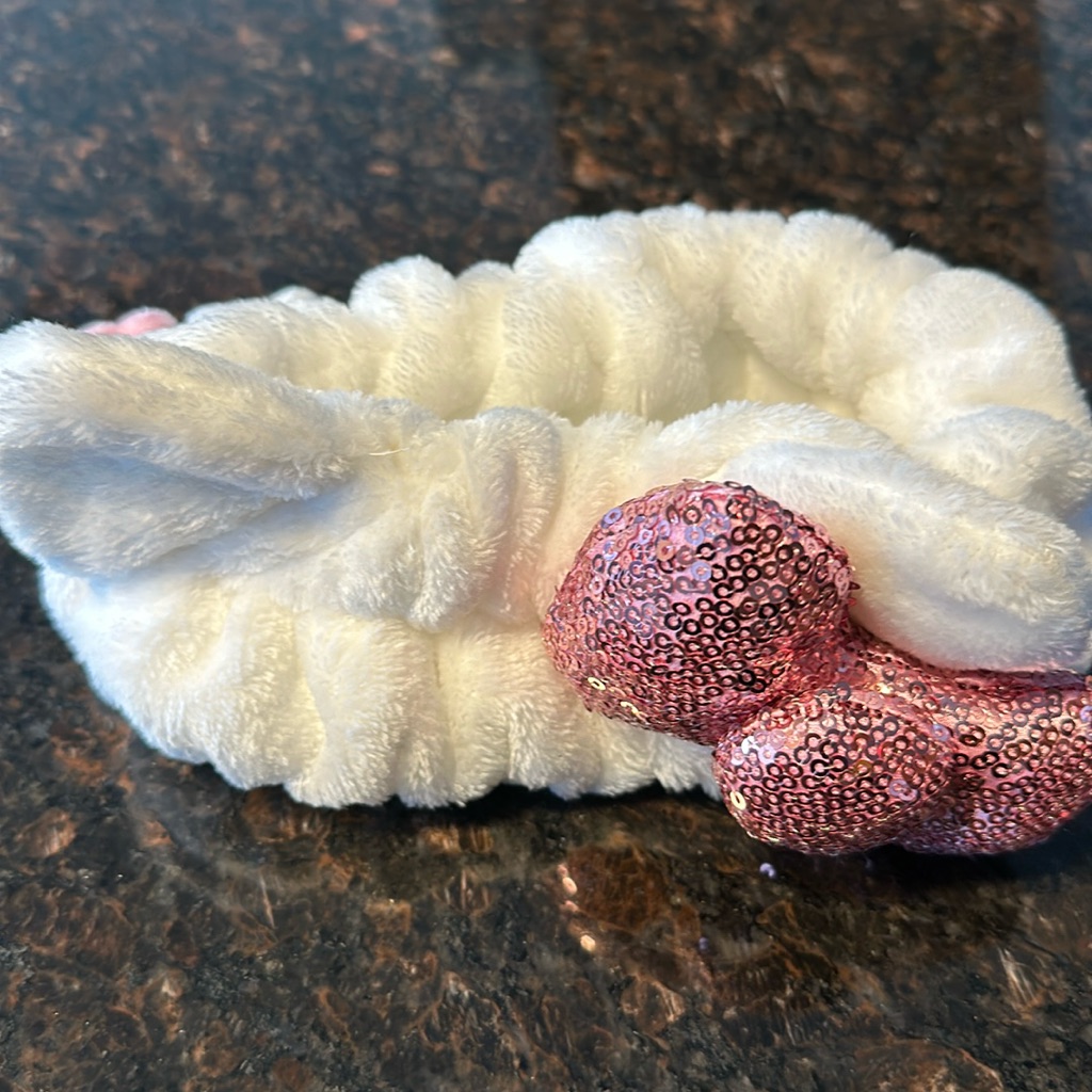 Brand New Hello Kitty Headband